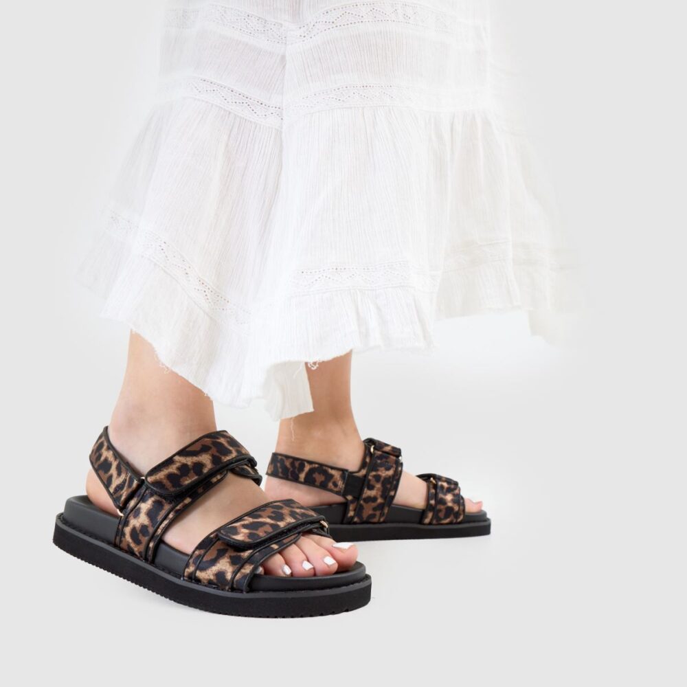 Tiesha Footbed in Black & Brown - Image 2